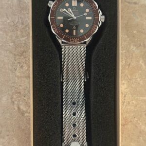 & Other Stories Silver and Black Men's Watch